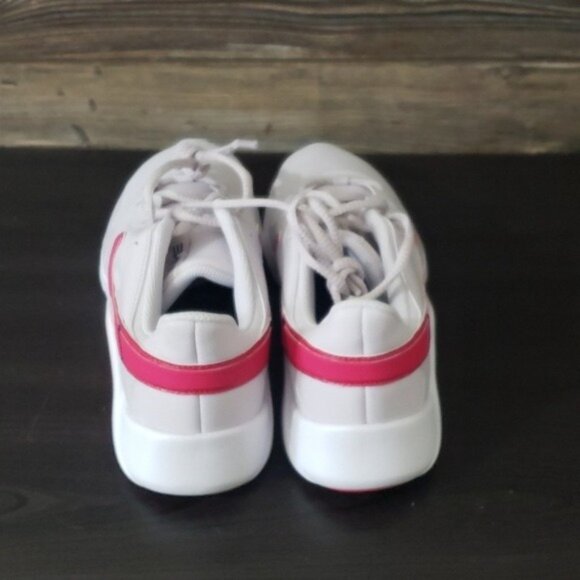 New Nike Womens Legend Essential Pink Sneakers Size 7.5 Athletic Lightweight - Picture 6 of 10
